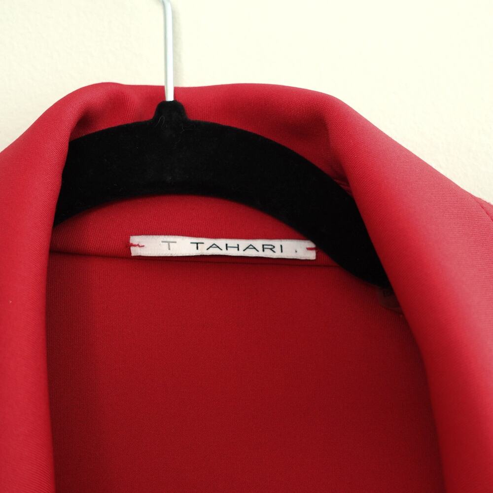 TAHARI Red Lightweight Stretchy Scuba Moto Zipper Jacket Blazer Women's Size XS - Picture 3 of 10
